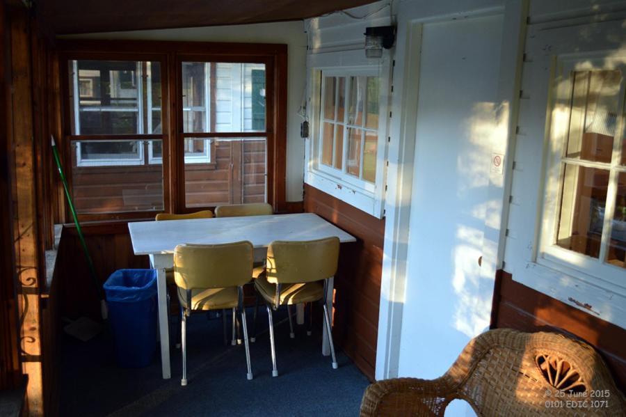Edgewater Inn & Cottages Eagle River Room photo