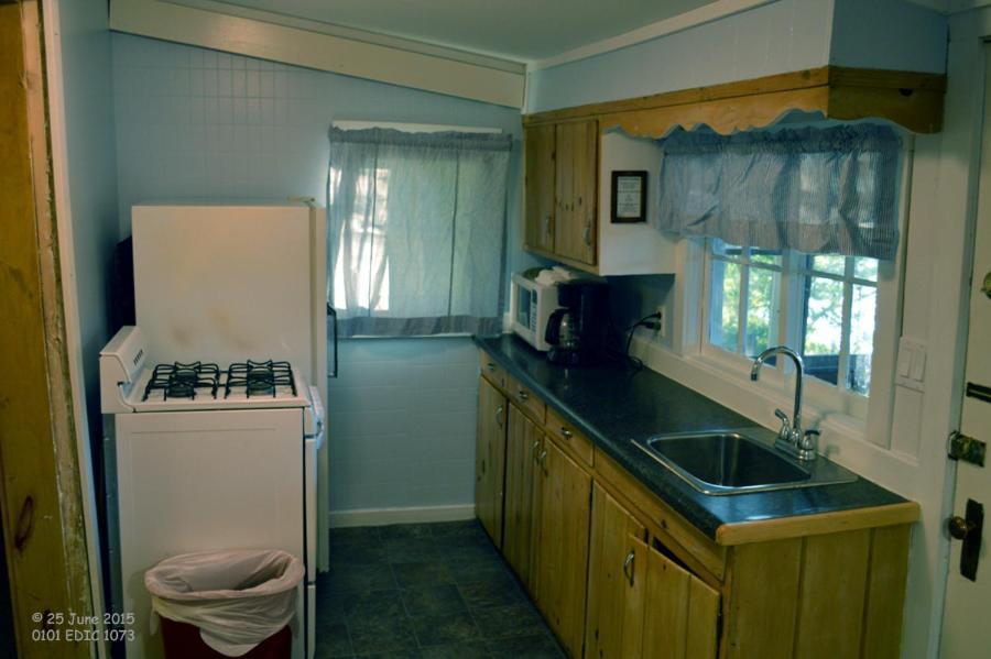 Edgewater Inn & Cottages Eagle River Room photo